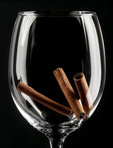 cinnamon wine glass